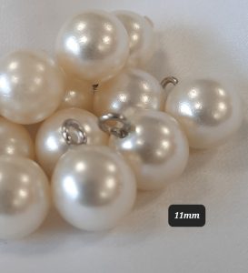 Polyester button pearl metal shank 11mm Ivory